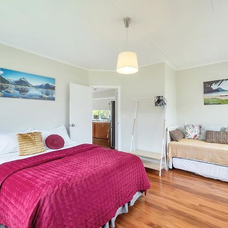 Sunny & Cozy Home Near Western Springs โอ๊คแลนด์ ภายนอก รูปภาพ