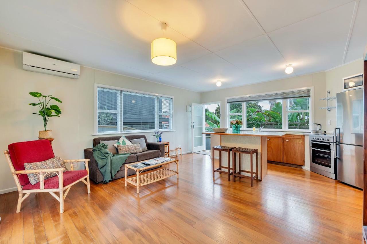 Sunny & Cozy Home Near Western Springs โอ๊คแลนด์ ภายนอก รูปภาพ