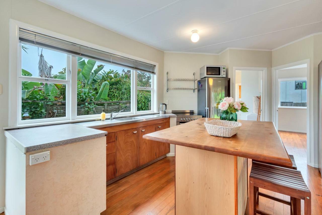 Sunny & Cozy Home Near Western Springs โอ๊คแลนด์ ภายนอก รูปภาพ