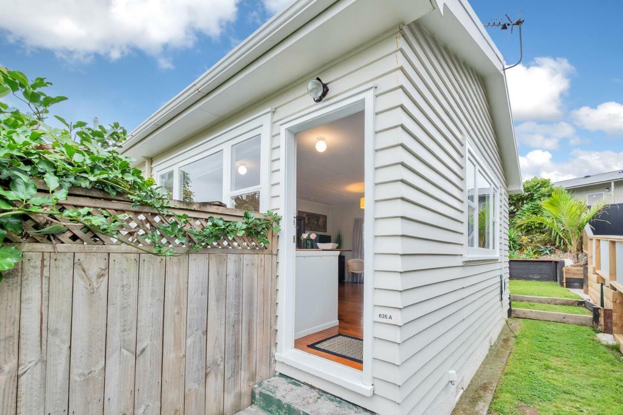 Sunny & Cozy Home Near Western Springs โอ๊คแลนด์ ภายนอก รูปภาพ